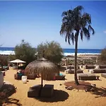 Paradise With Pools And Ac Apartmán